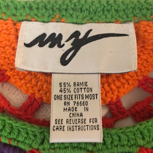 ✅SOLD Vintage rainbow crochet bohemian top - Picture 4 of 8